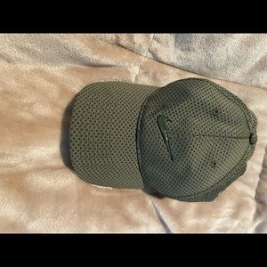 Olive green Nike sport hat